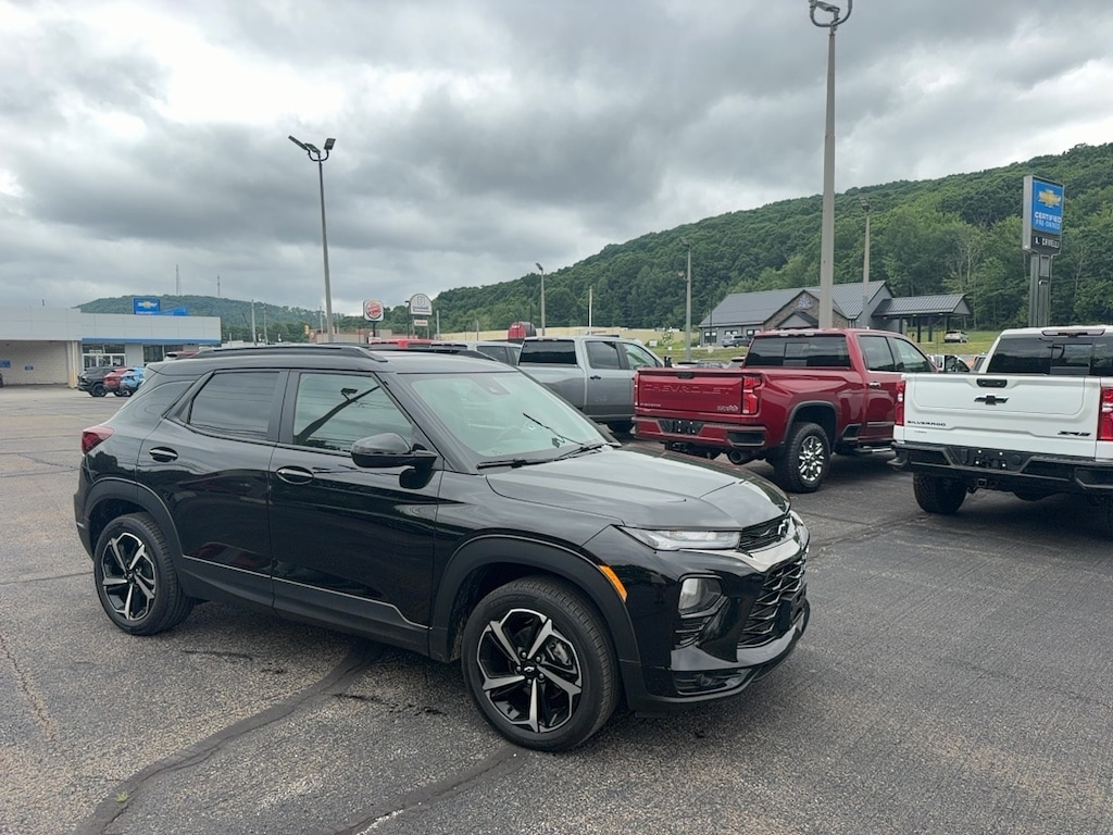 Used 2023 Chevrolet Trailblazer RS SUV