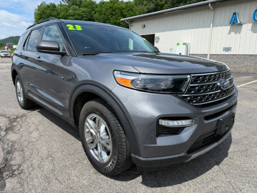 Used 2023 Ford Explorer XLT SUV
