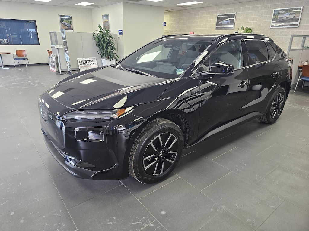 New 2026 Subaru Solterra Premium SUV