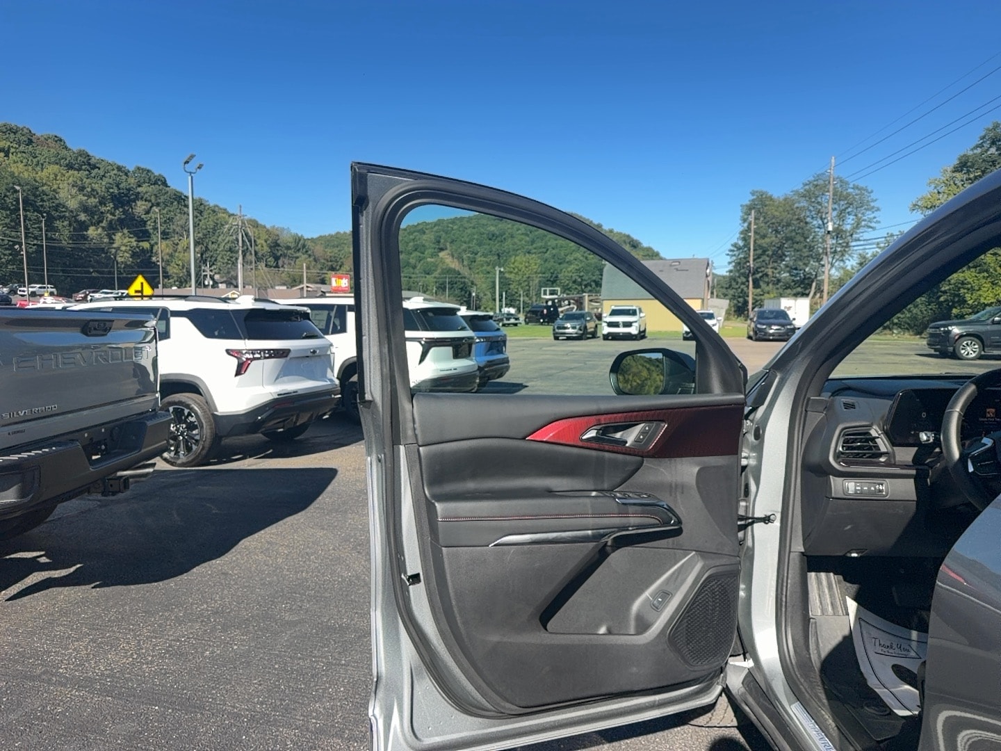 2026 Chevrolet Traverse Z71 - Photo 10
