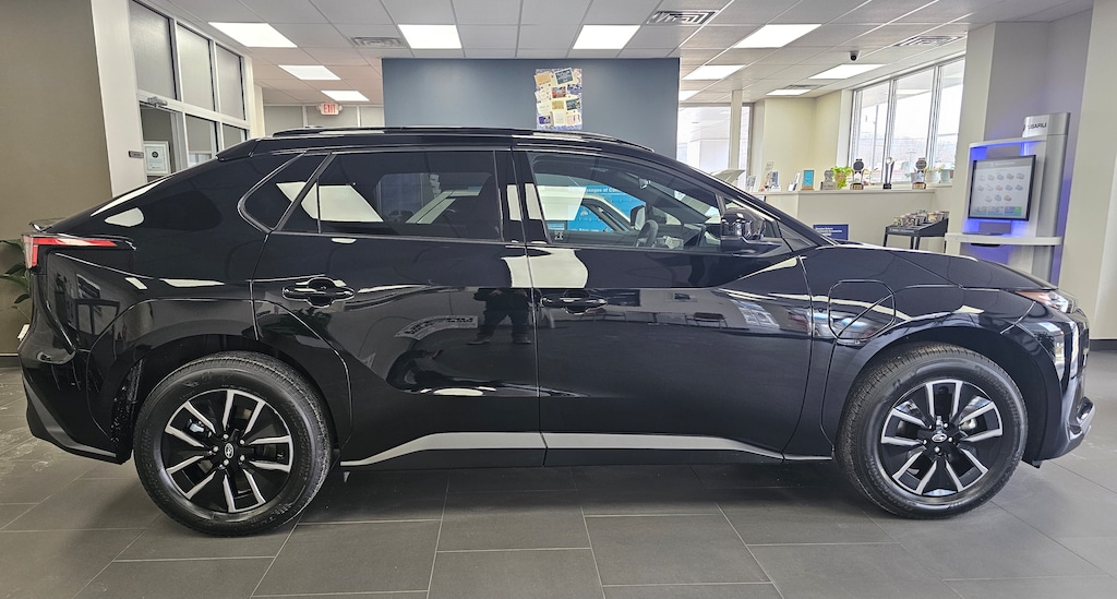 New 2026 Subaru Solterra Premium SUV