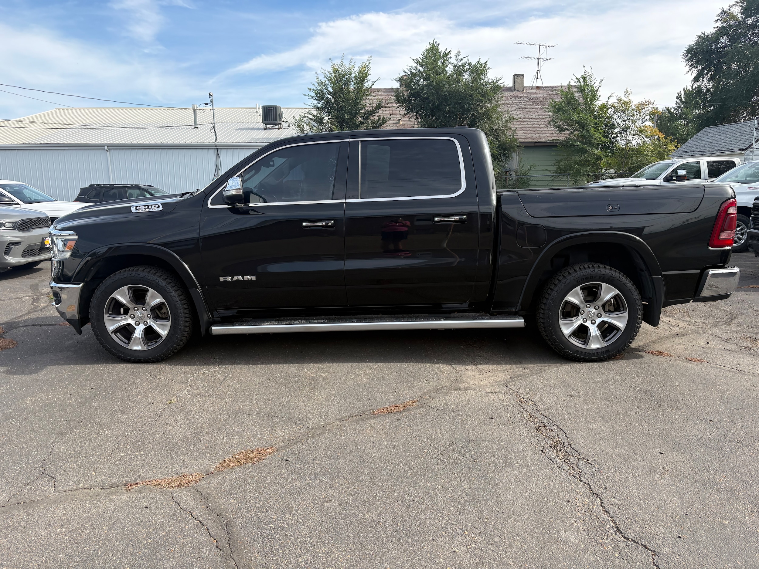 2019 Ram 1500 Truck Crew Cab 