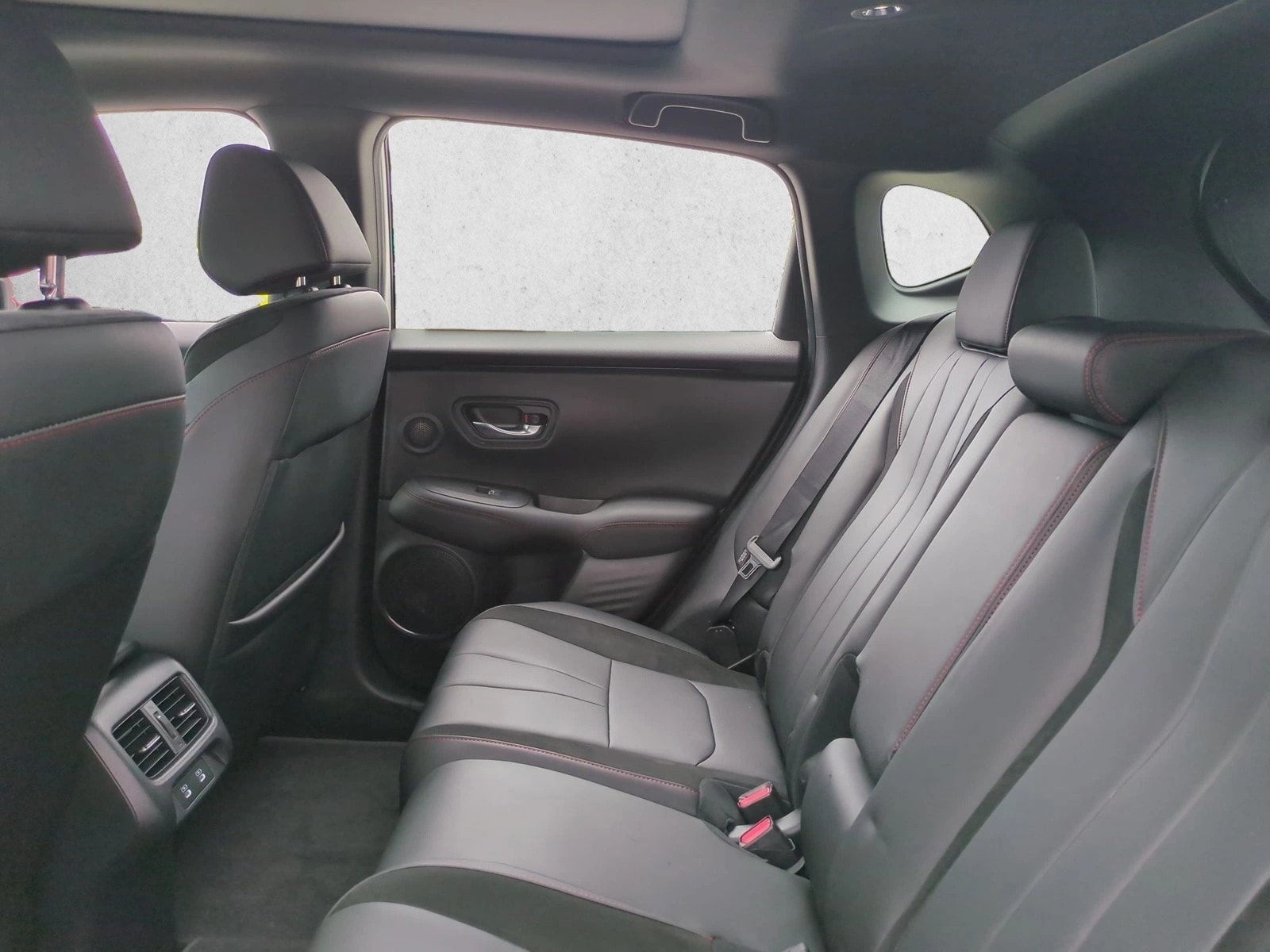 2025 Acura ADX A-Spec Package - Photo 18