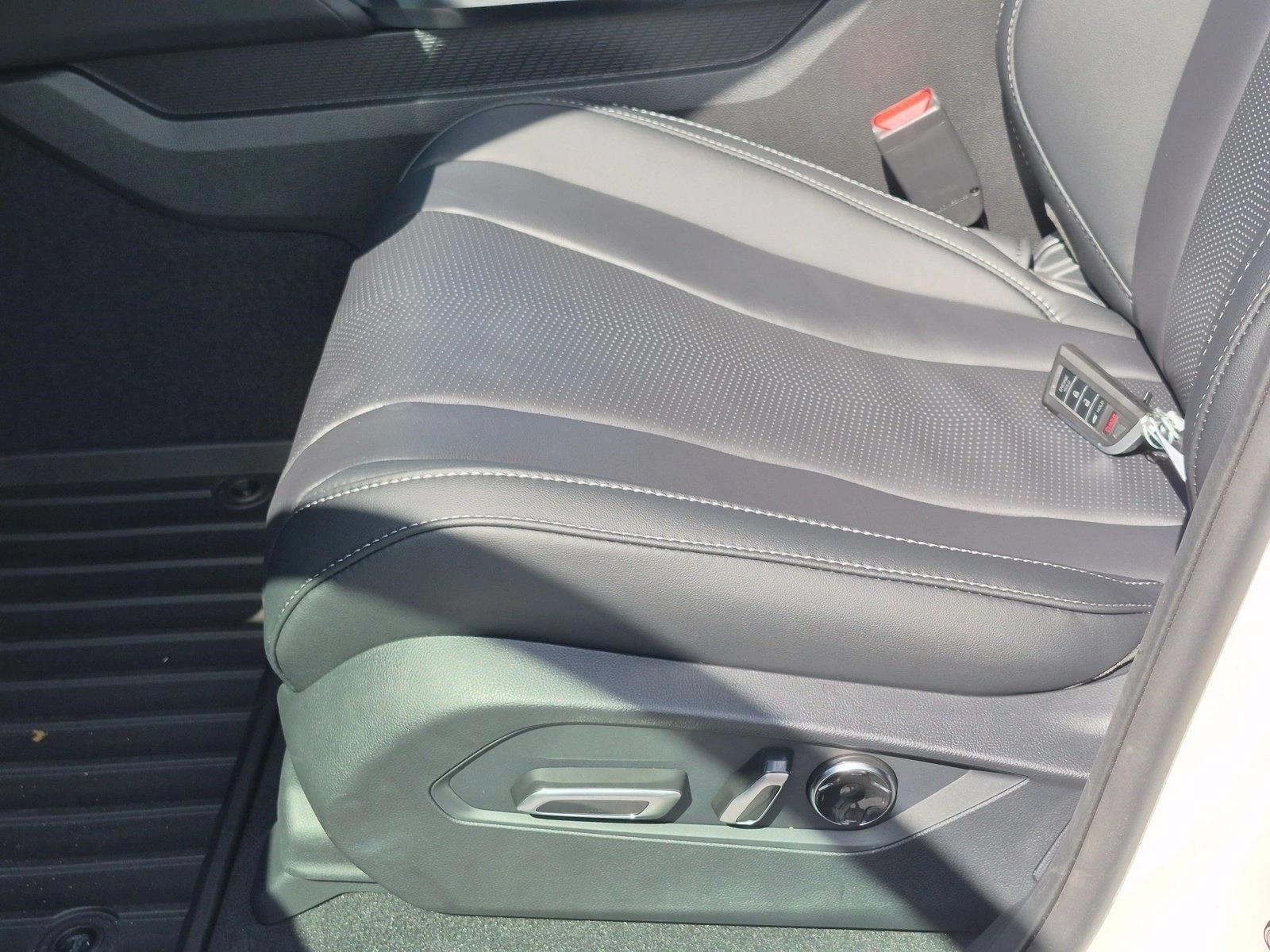 New 2026 Acura MDX w/Technology Package Sport Utility