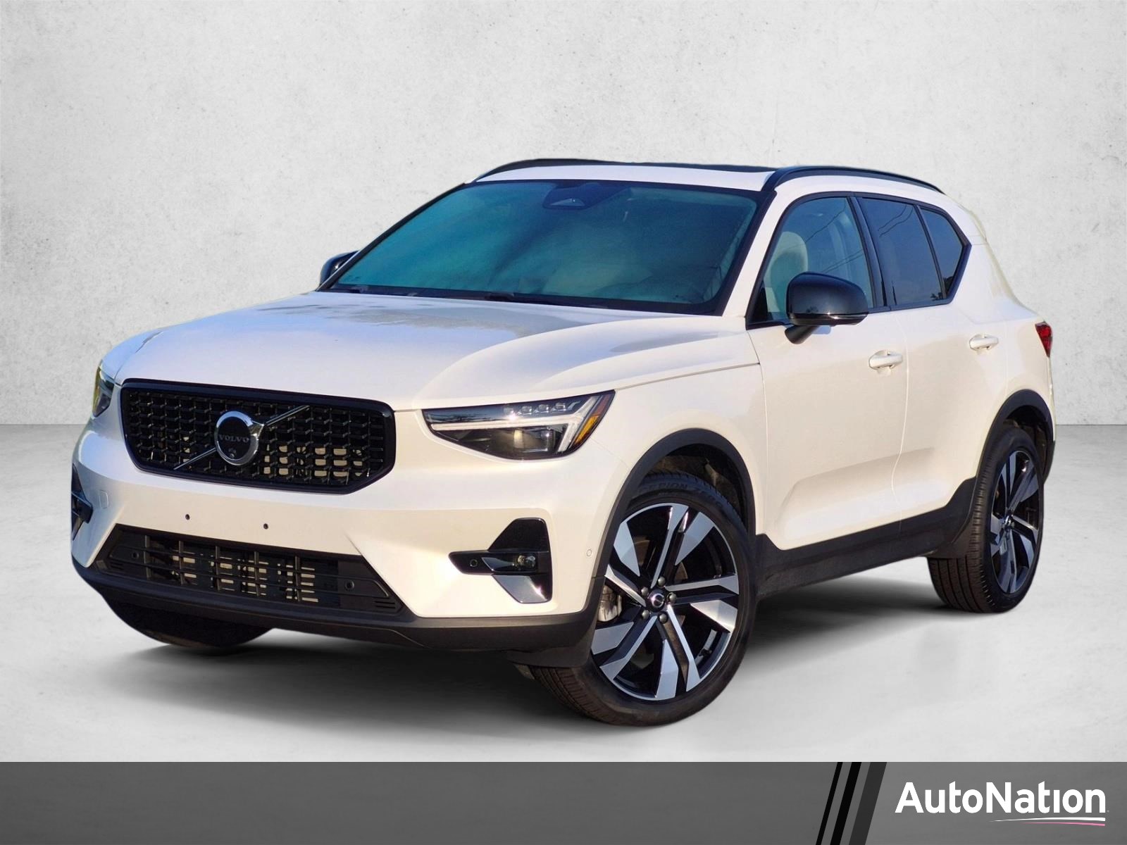Used 2026 Volvo XC40 Ultra SUV