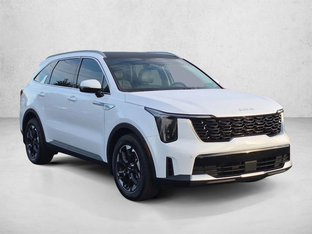 Used 2025 Kia Sorento S SUV
