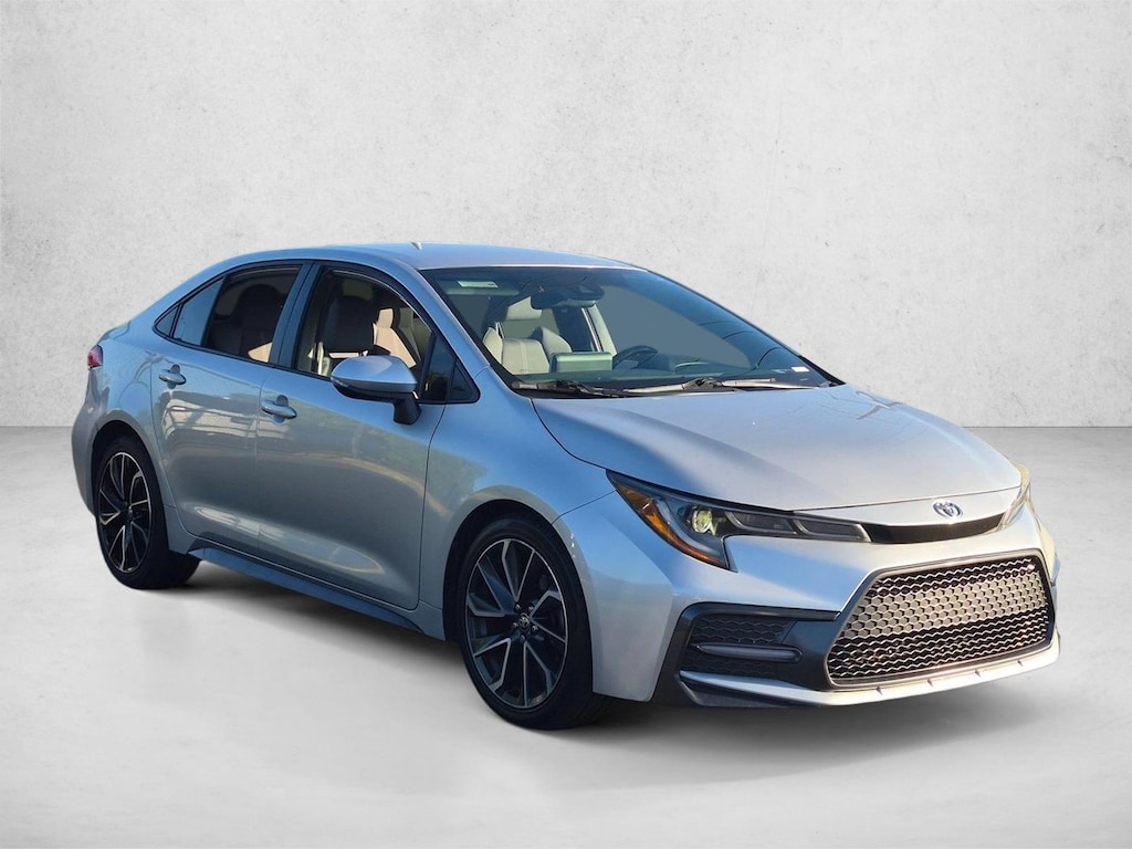 Used 2020 Toyota Corolla SE Sedan