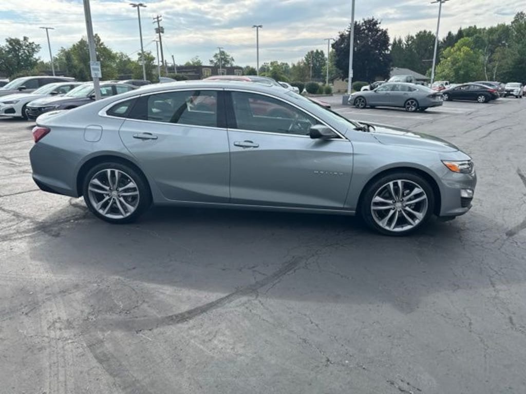 Used 2024 Chevrolet Malibu LT Sedan