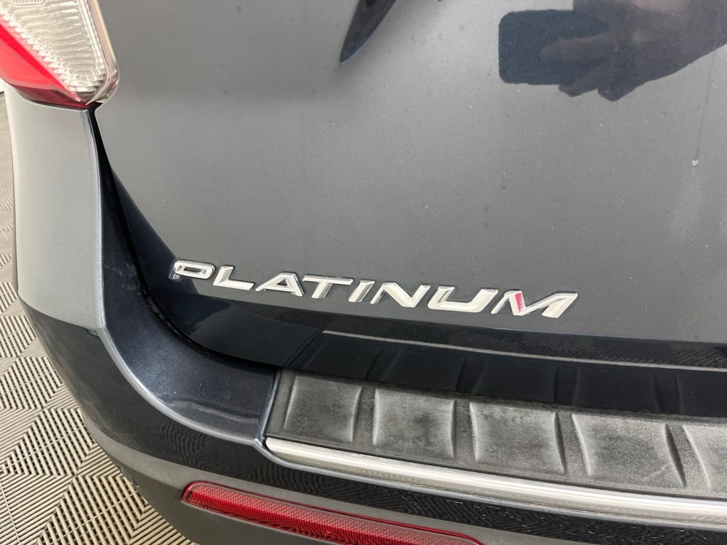 Used 2022 Ford Explorer Platinum SUV
