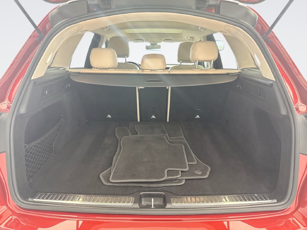 2021 Mercedes-Benz GLC GLC300 - Photo 20