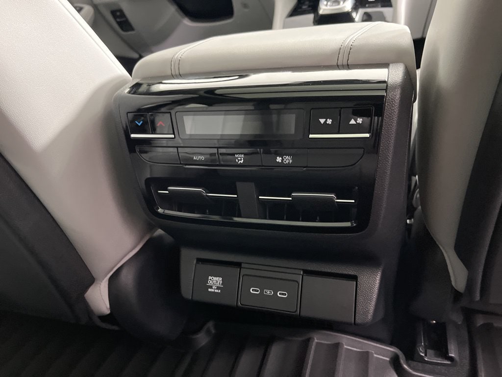 2026 Acura MDX Technology Package - Photo 10