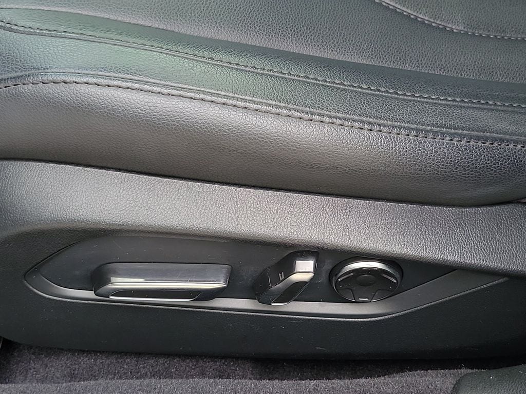 2023 Acura TLX Base - Photo 17