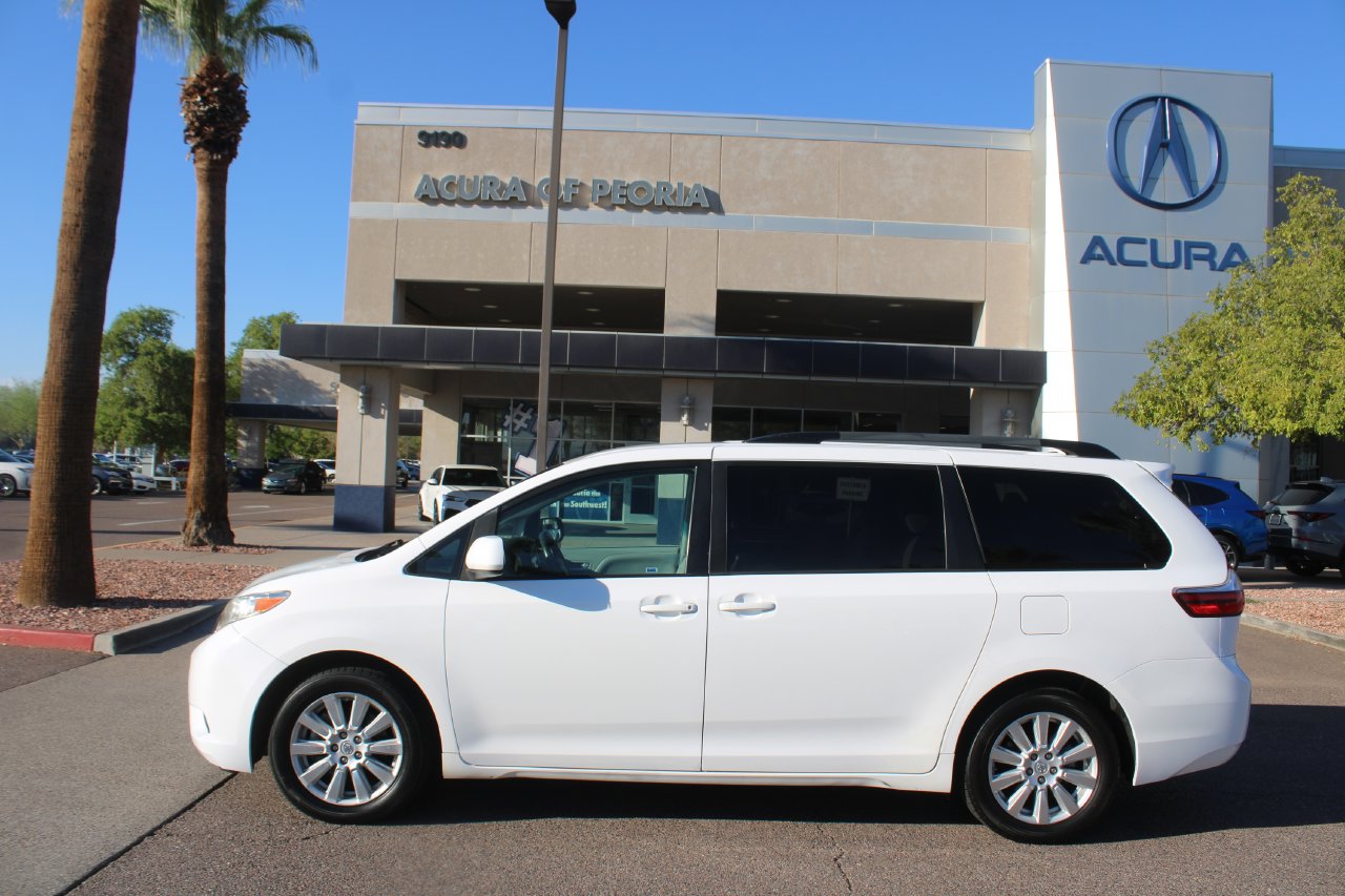 Used 2017 Toyota Sienna LE 7 Passenger Van