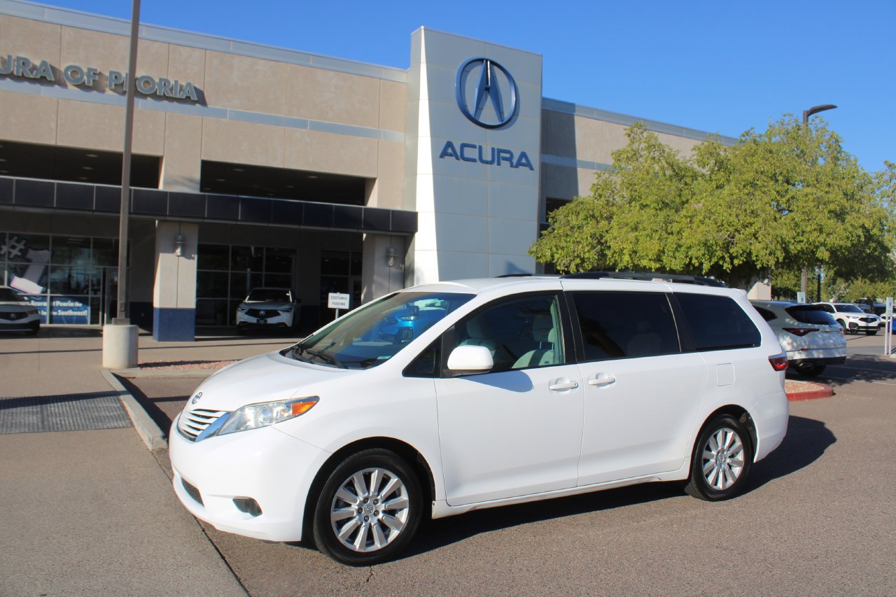  Toyota Sienna