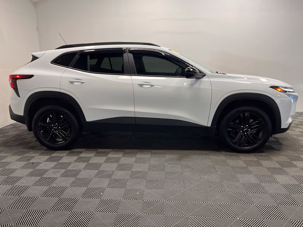 Used 2024 Chevrolet Trax Activ SUV