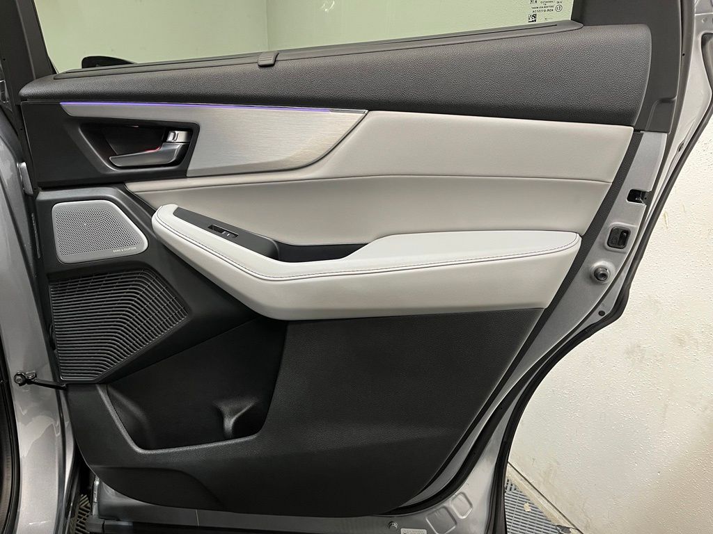 2025 Acura MDX Technology Package - Photo 18