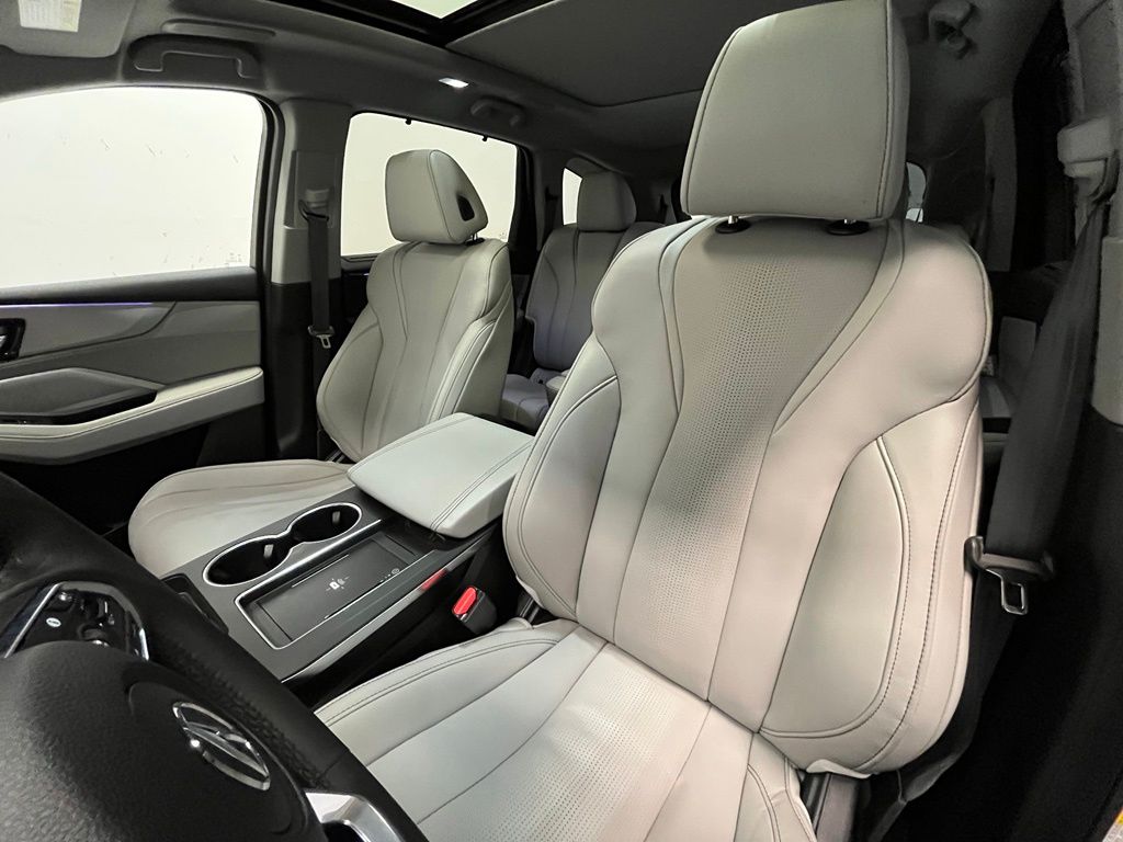 2025 Acura MDX Technology Package - Photo 11