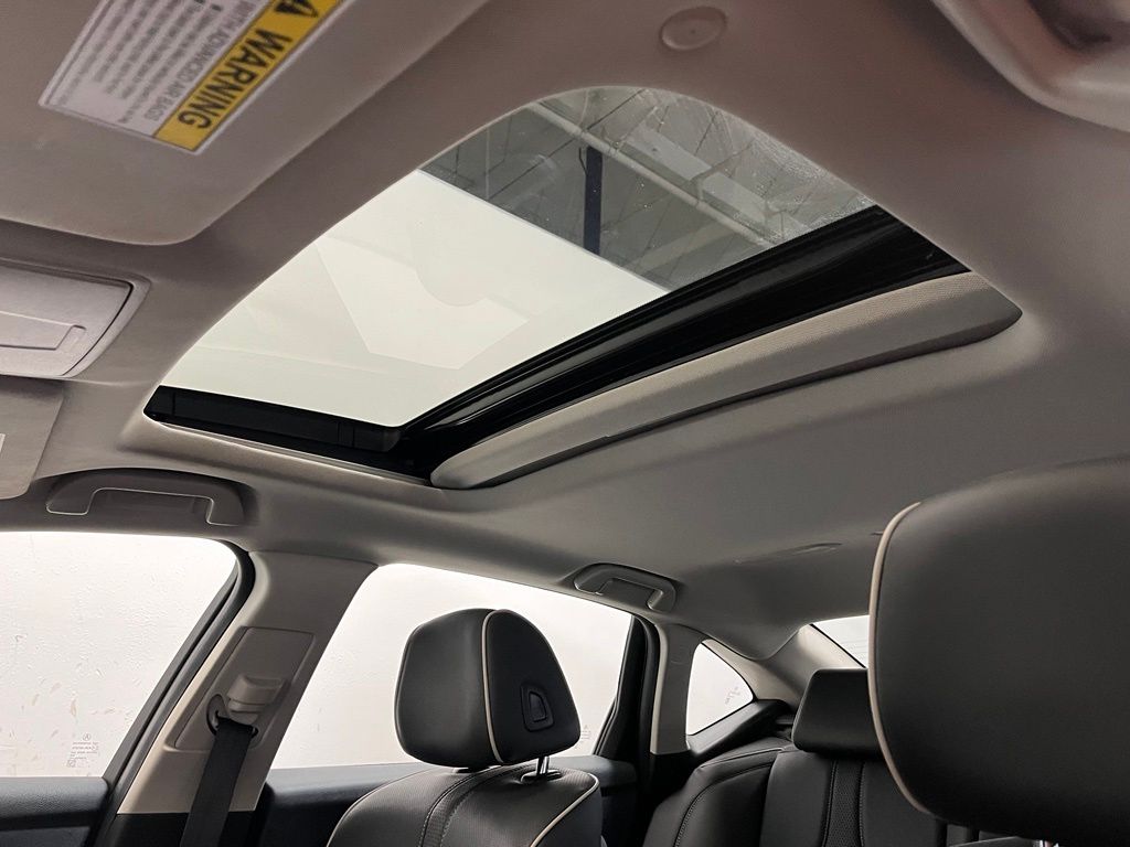 2021 Acura TLX Advance Package - Photo 12
