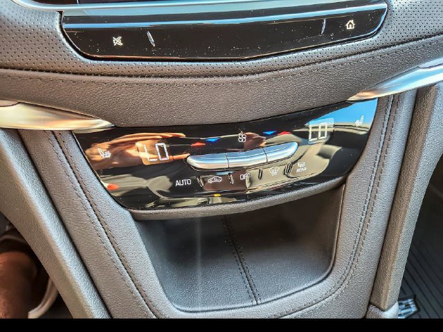 2026 Cadillac XT5 Luxury - Photo 14