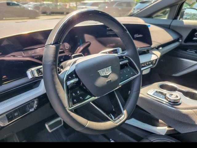 2026 Cadillac OPTIQ Luxury - Photo 13