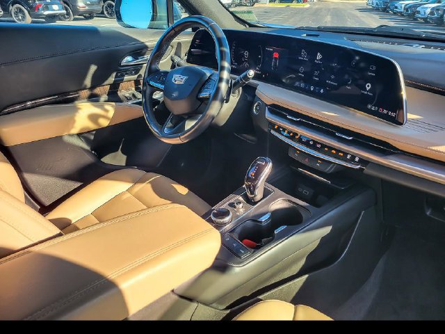2025 Cadillac XT4 Premium Luxury - Photo 22