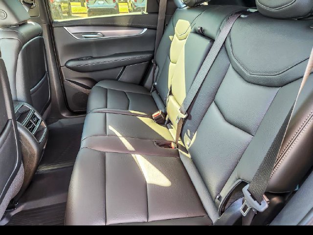 2026 Cadillac XT5 Luxury - Photo 11