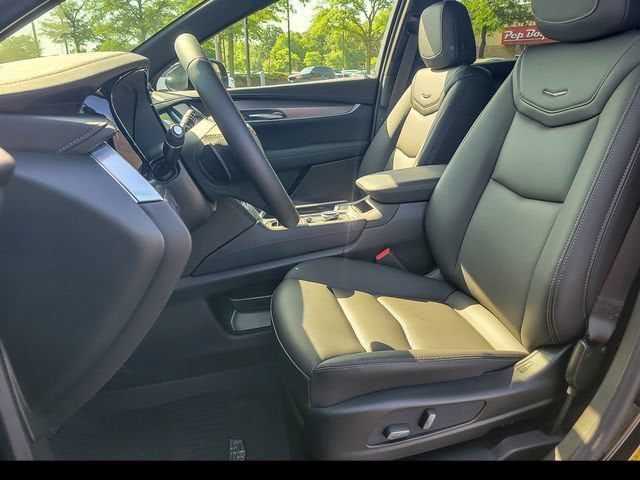2026 Cadillac XT5 Luxury - Photo 10