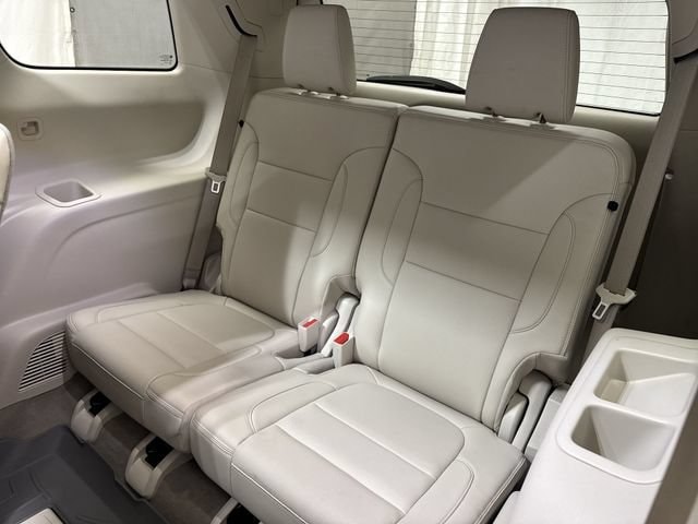 2023 GMC Acadia Denali - Photo 15
