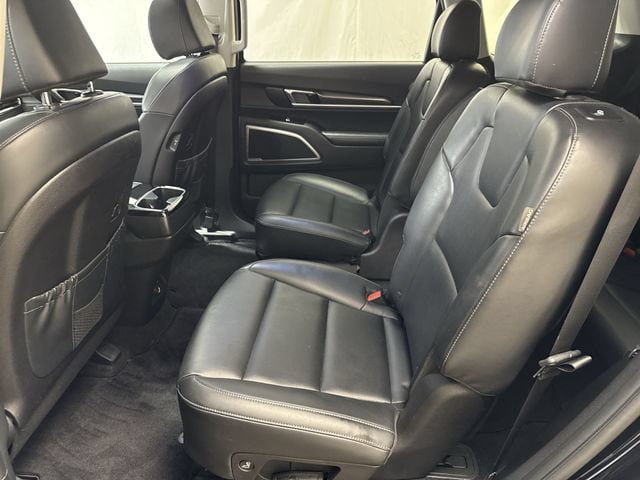 2025 Kia Telluride S - Photo 13