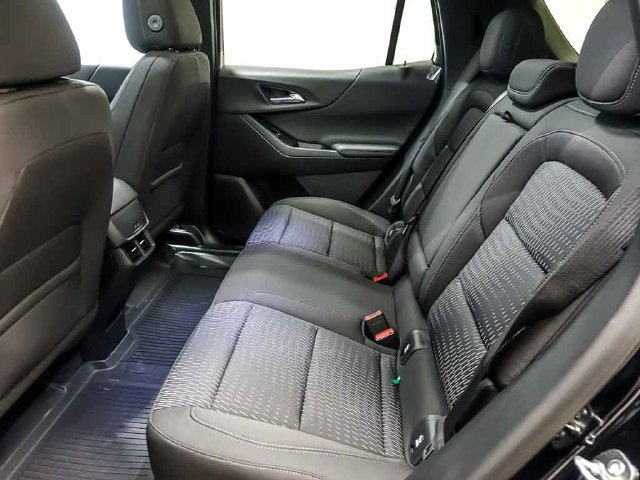 2027 Chevrolet Equinox LT - Photo 11