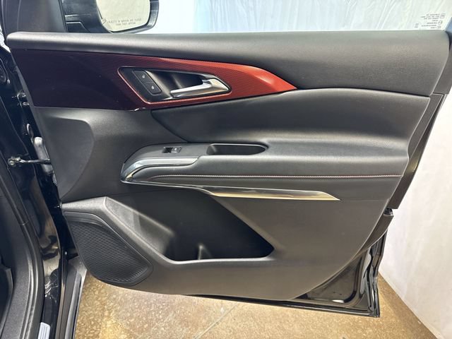 2025 Chevrolet Traverse Z71 - Photo 31