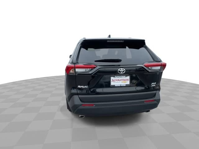 2025 Toyota RAV4 XLE Premium - Photo 7