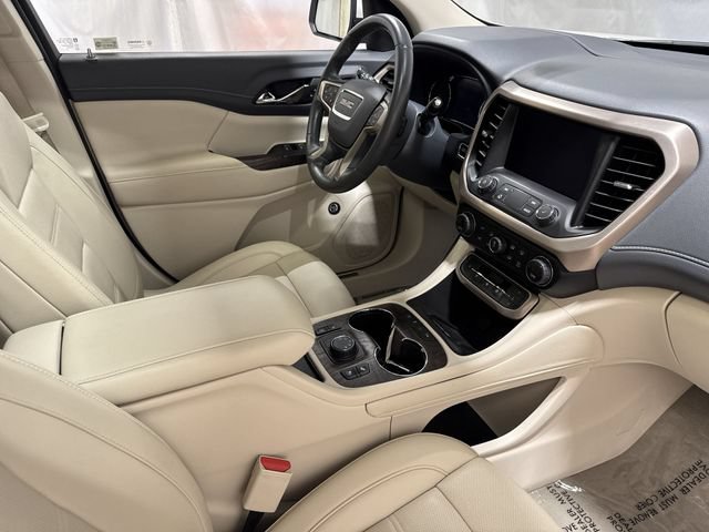 2023 GMC Acadia Denali - Photo 34