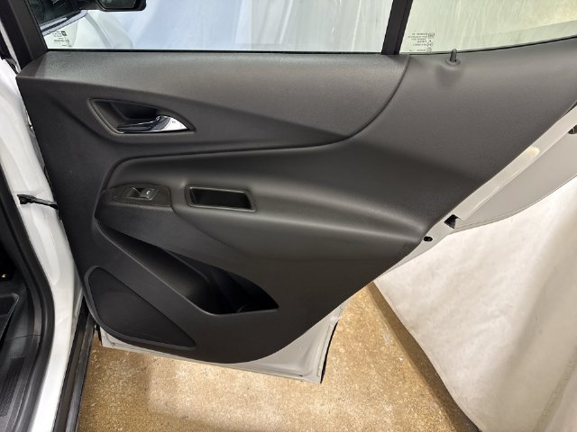 2024 Chevrolet Equinox LT - Photo 25