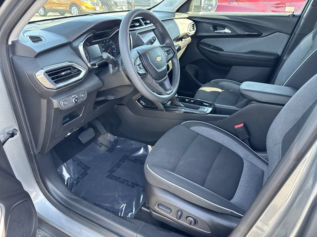 2023 Chevrolet TrailBlazer LT - Photo 11