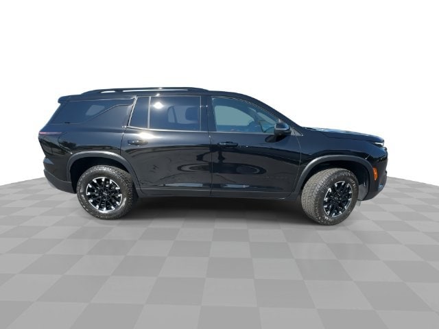 2025 Chevrolet Traverse Z71 - Photo 9