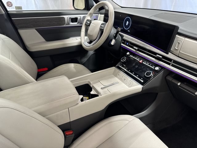 2025 Hyundai Santa Fe Limited - Photo 31
