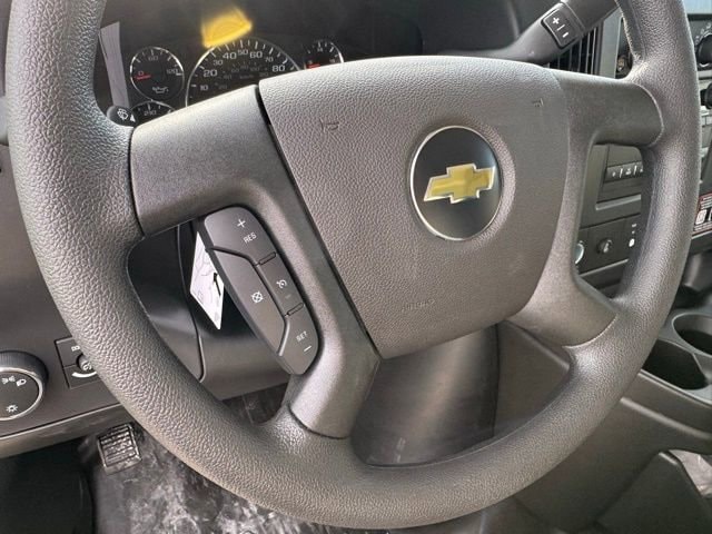 2025 Chevrolet Express Cargo Work Van - Photo 13