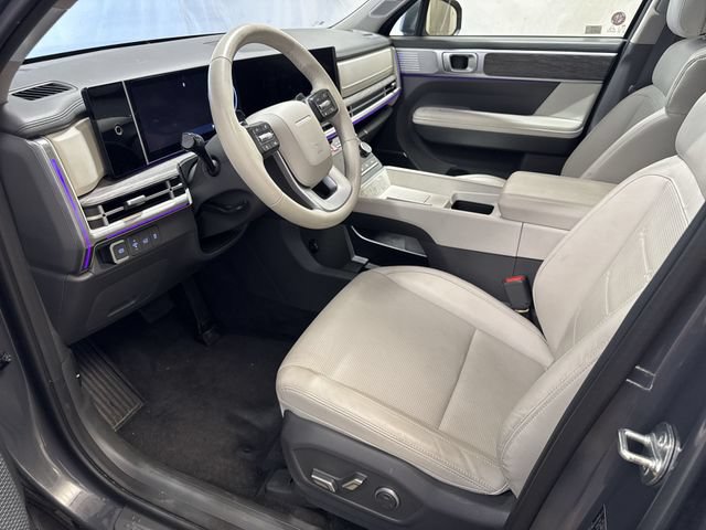 2025 Hyundai Santa Fe Limited - Photo 11