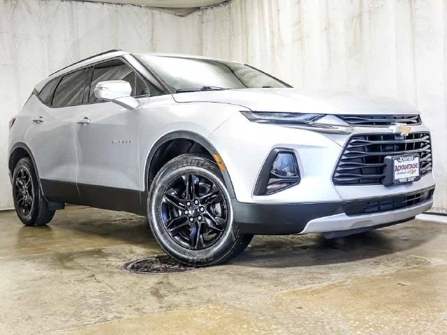 Used 2020 Chevrolet Blazer 2LT with VIN 3GNKBCR4XLS699877 for sale in Hodgkins, IL