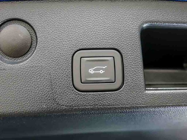 2027 Chevrolet Equinox LT - Photo 9