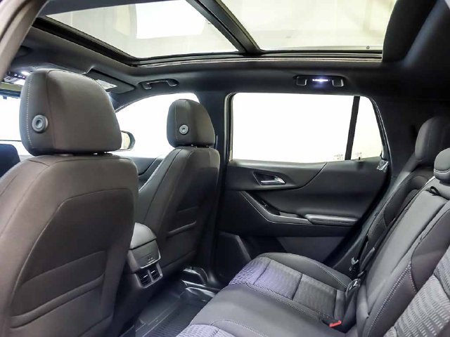 2027 Chevrolet Equinox LT - Photo 12