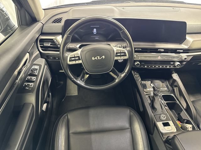 2025 Kia Telluride S - Photo 16