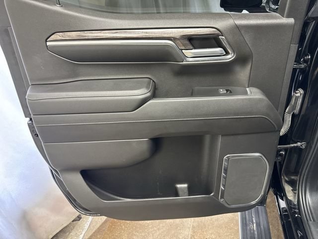 2022 Chevrolet Silverado 1500 LTZ - Photo 25