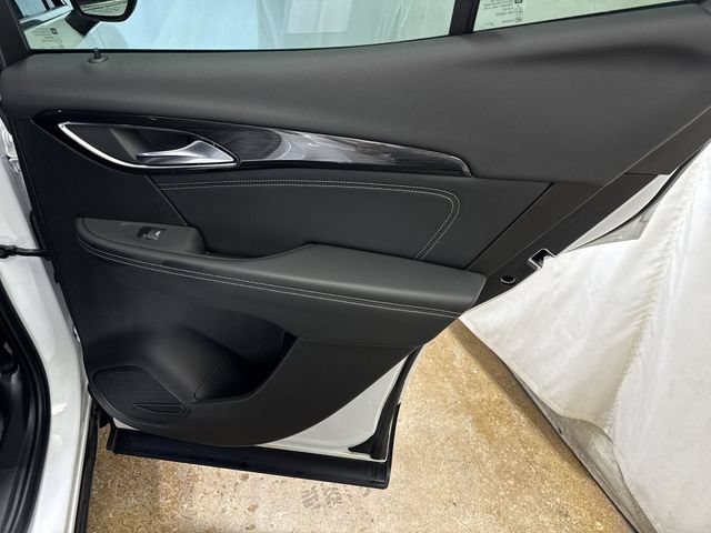 2023 Buick Envision Essence - Photo 25