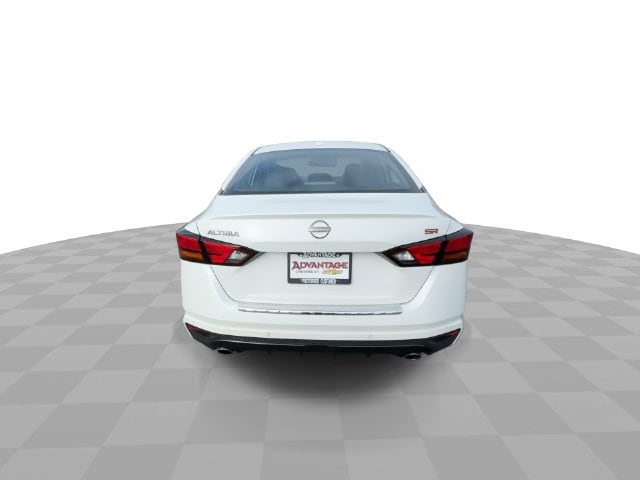 2023 Nissan Altima SR - Photo 7