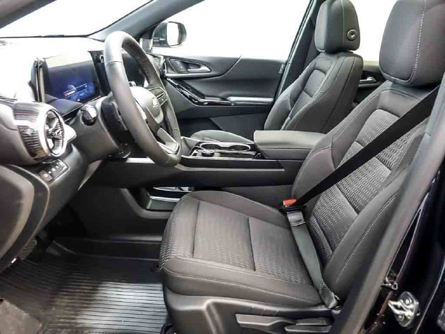 2027 Chevrolet Equinox LT - Photo 9