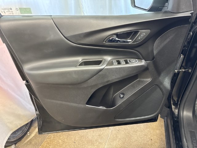 2024 Chevrolet Equinox LT - Photo 22