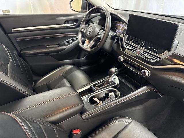 2023 Nissan Altima SR - Photo 27