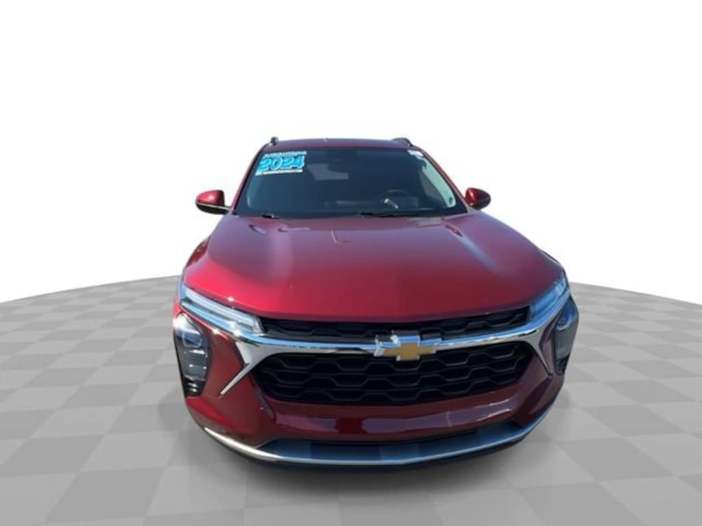 Used 2024 Chevrolet Trax LT SUV